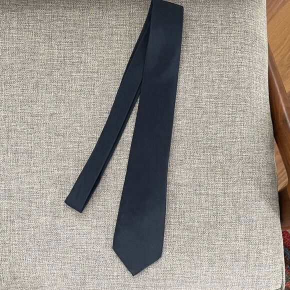 Lanvin 100% Silk Neck Tie Dark Blue $300 - Picture 2 of 6